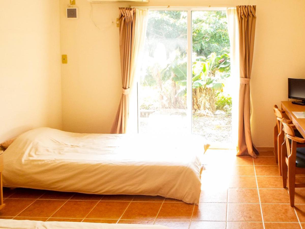 Asobibase Yamabare-House Hotel Ishigaki  Exterior photo