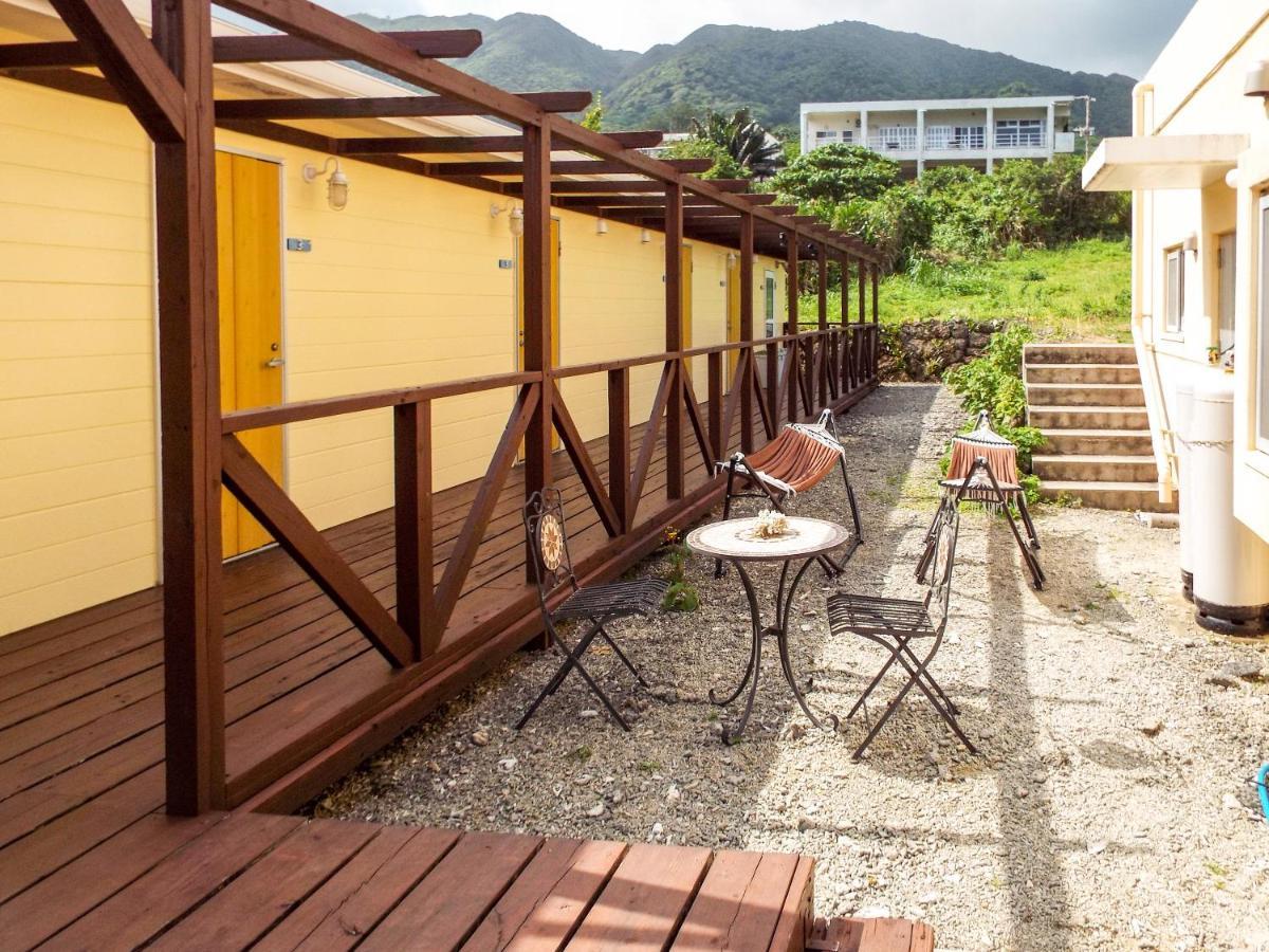 Asobibase Yamabare-House Hotel Ishigaki  Exterior photo