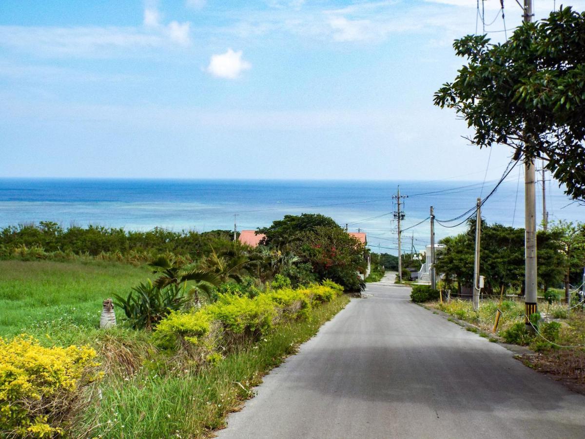 Asobibase Yamabare-House Hotel Ishigaki  Exterior photo