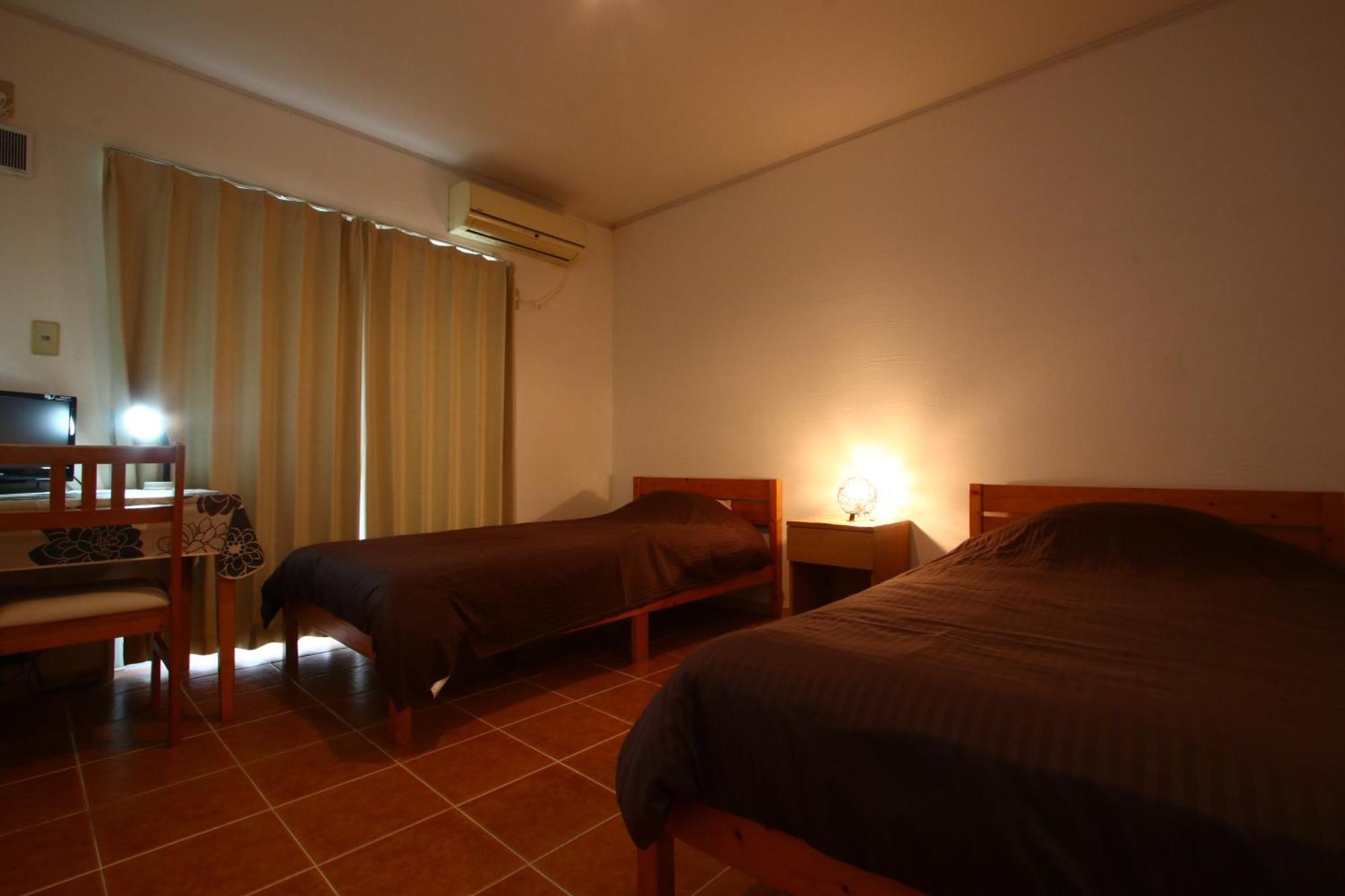 Asobibase Yamabare-House Hotel Ishigaki  Exterior photo