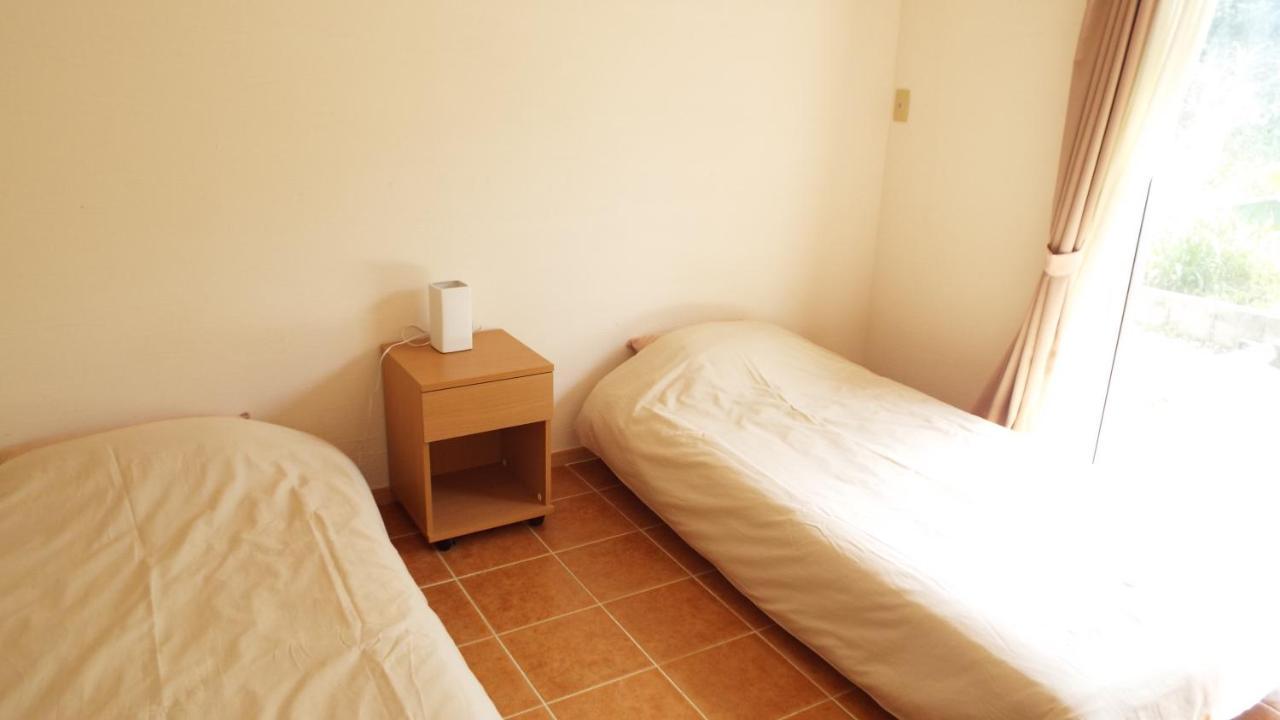 Asobibase Yamabare-House Hotel Ishigaki  Exterior photo
